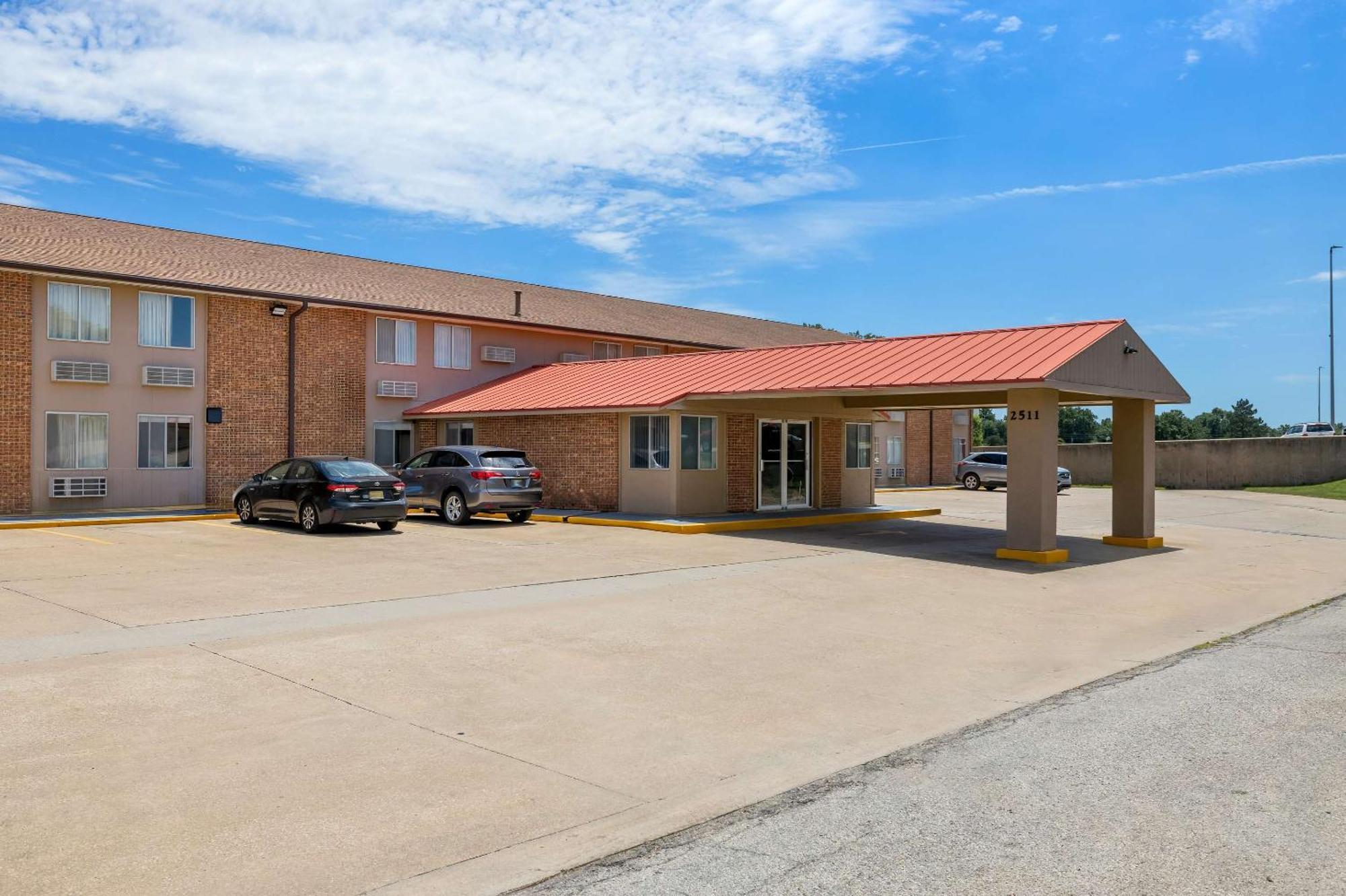 Econo Lodge Emporia Exterior foto